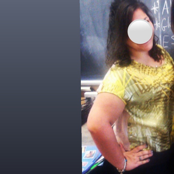 printed & solid top. - Picture 3 of 4